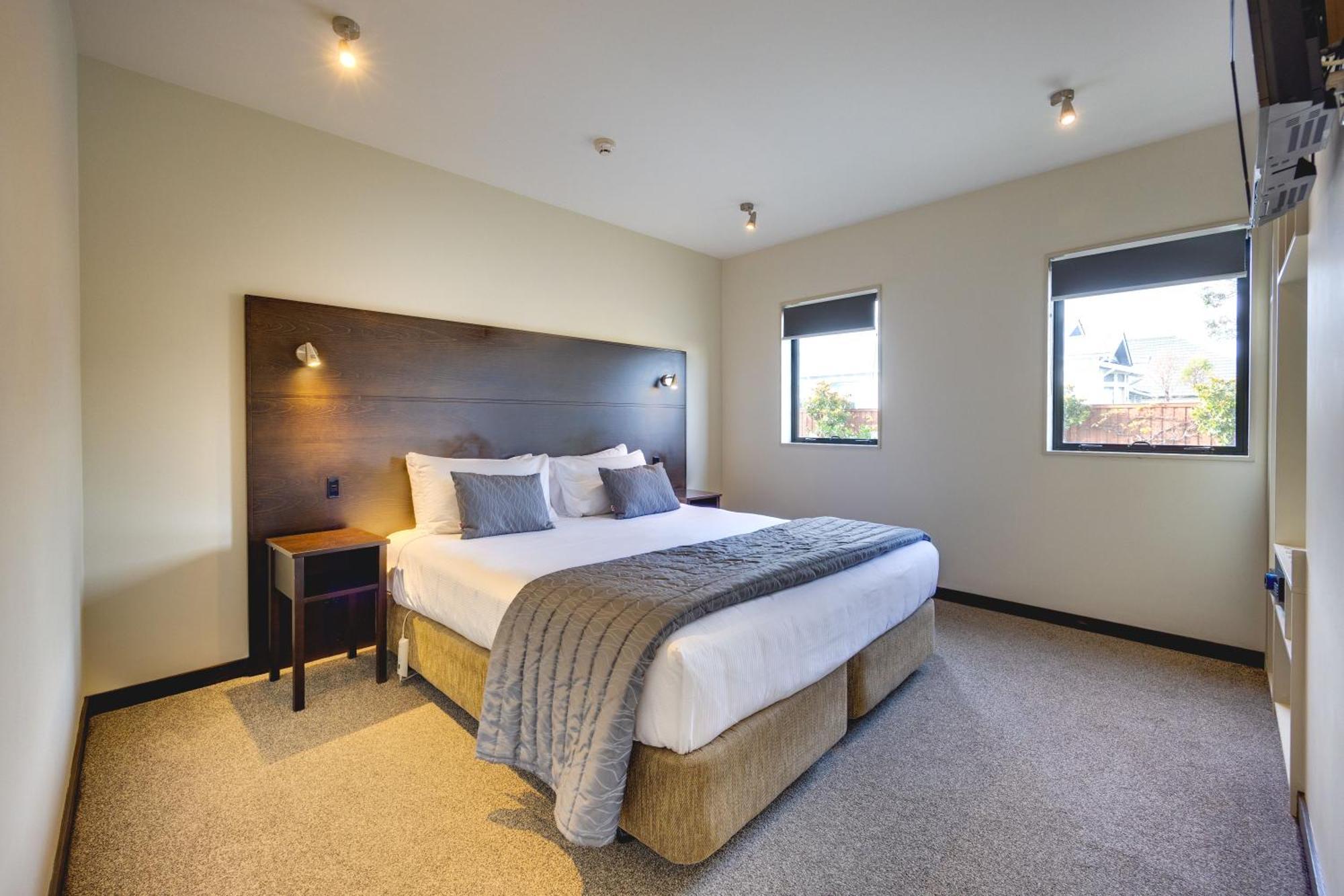 Ava Lodge Lower Hutt Exterior photo