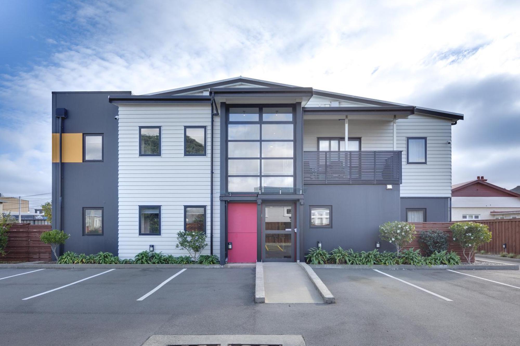 Ava Lodge Lower Hutt Exterior photo